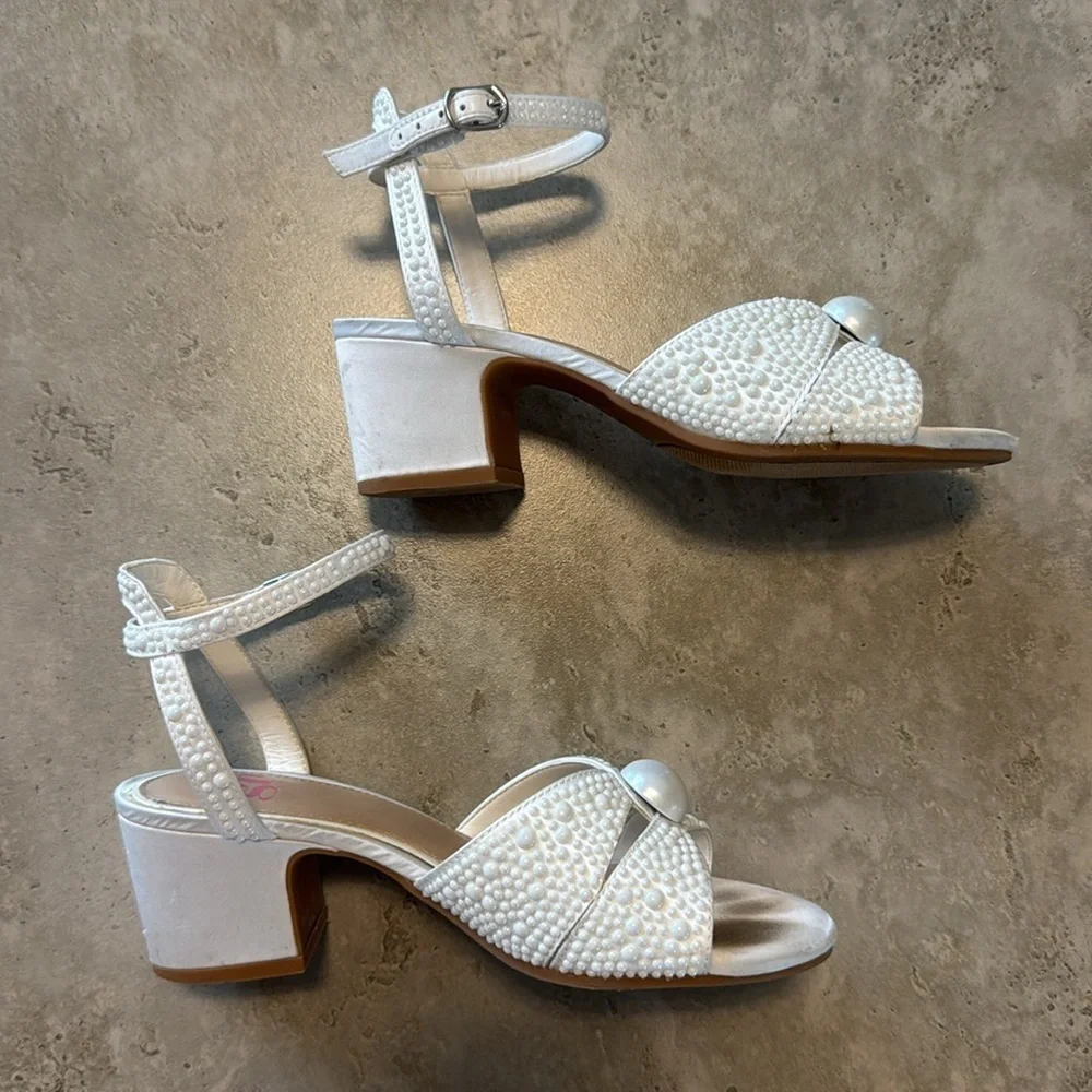 GB Girls White Sandals with Pearl Accent